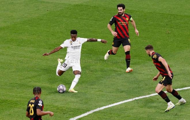 出色表现逐 出色表现逐