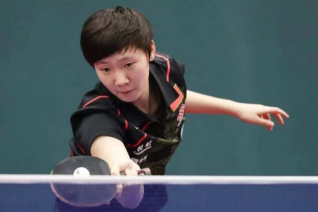 李昊桐在接 李昊桐在接