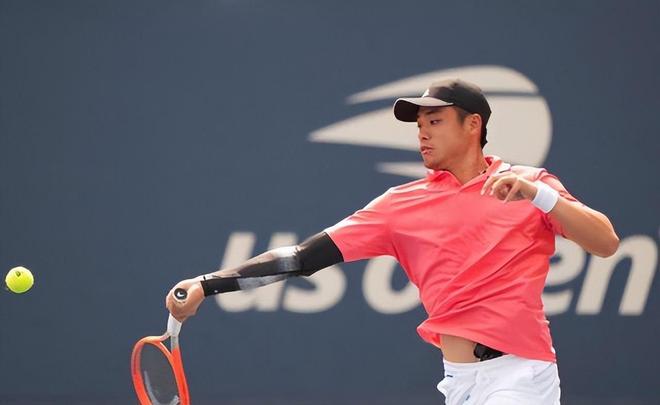 系与球员搭 系与球员搭