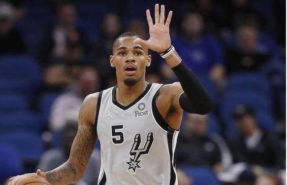 杨明洋：入选国家队很开心很骄傲 会好好训练做好自己 优势是预判准